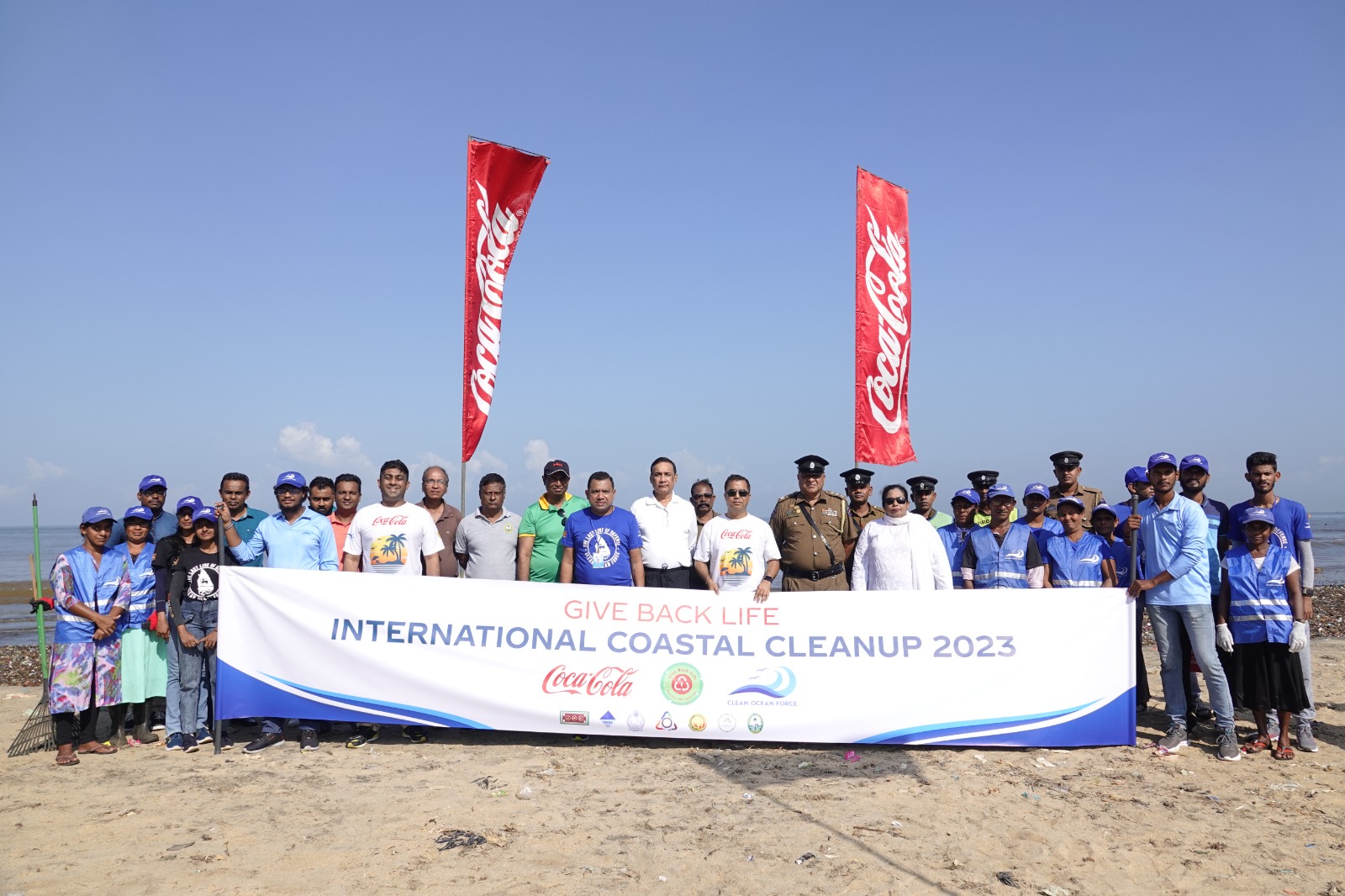Coca-Cola Sri Lanka හි ‘Adopt A Beach’ වැඩසටහන තුන්වන වසරටත් සාර්ථකව කි‍්‍රයාත්මක කරයි
