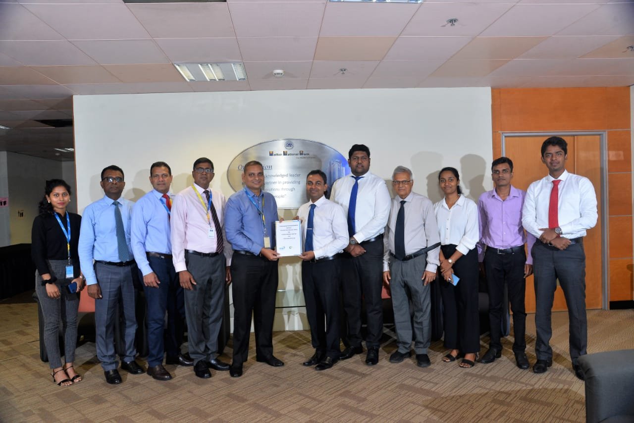 HNB, Smart Villageහි ගොවීන් සවිබලගැන්වීම වෙනුවෙන් SLAF සහ Agro World සමඟින්අවබෝධතා ගිවිසුමකට එළඹෙයි