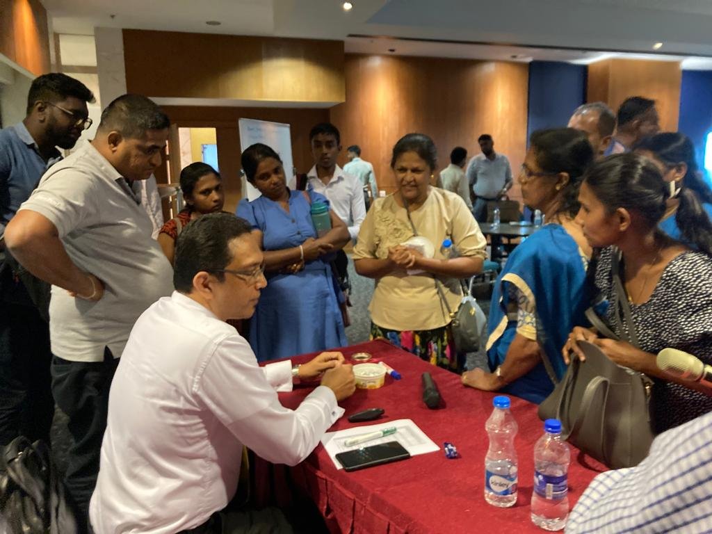 HNB සුළු හා මධ්‍ය පරිමාණ ව්‍යවසායන් පෙරටුකොට ගනිමින් ගෝලීය හා දේශීය වෙළෙඳපොල නගාසිටුවීමේ වැඩසටහනක් දියත් කරයි