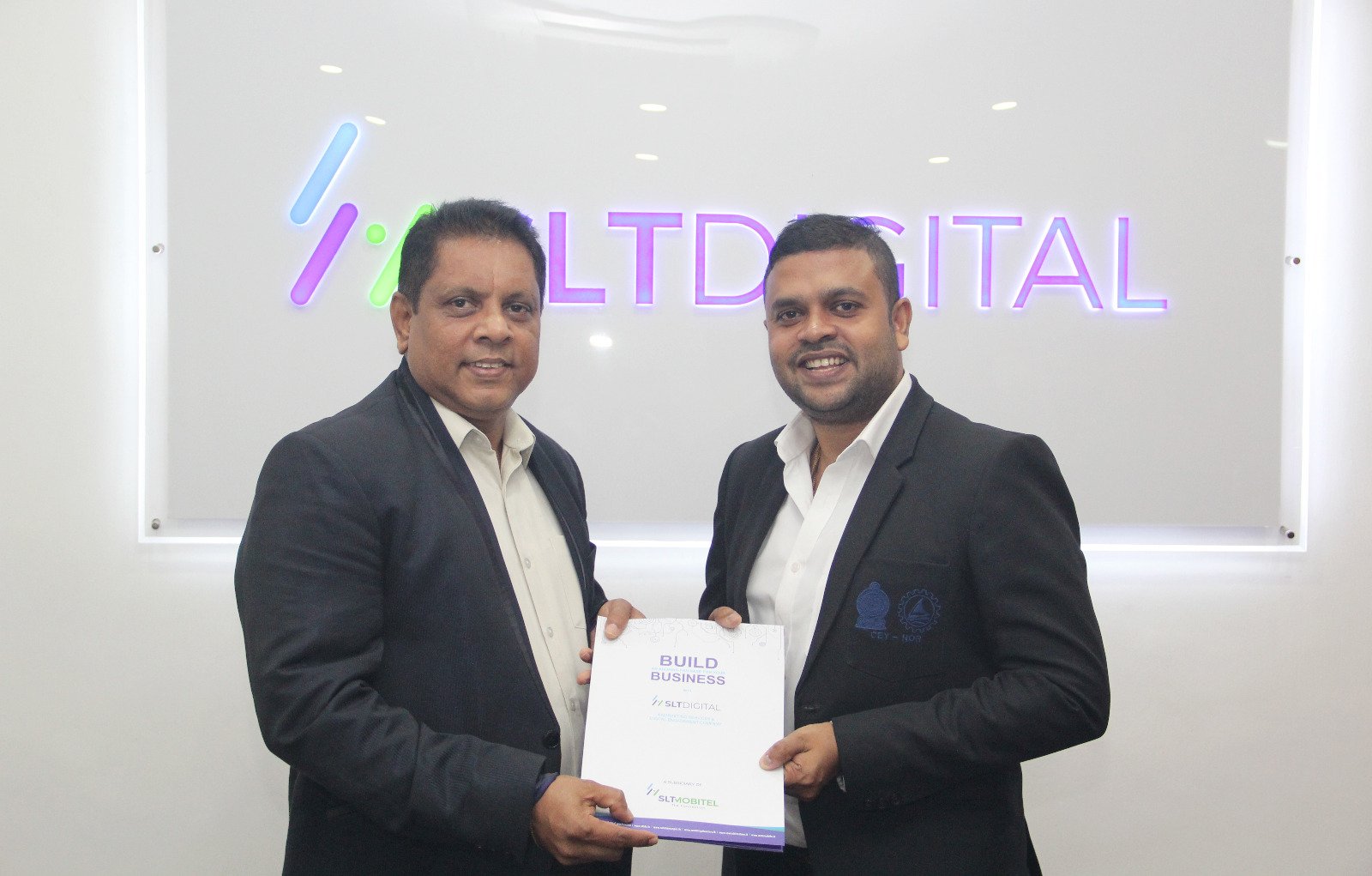 සීමාසහිත සීනෝර් පදනම SLT Digital Services සමග අත්වැල් බැඳගෙන නව වෙබ් අඩවියක් දියත් කරයි