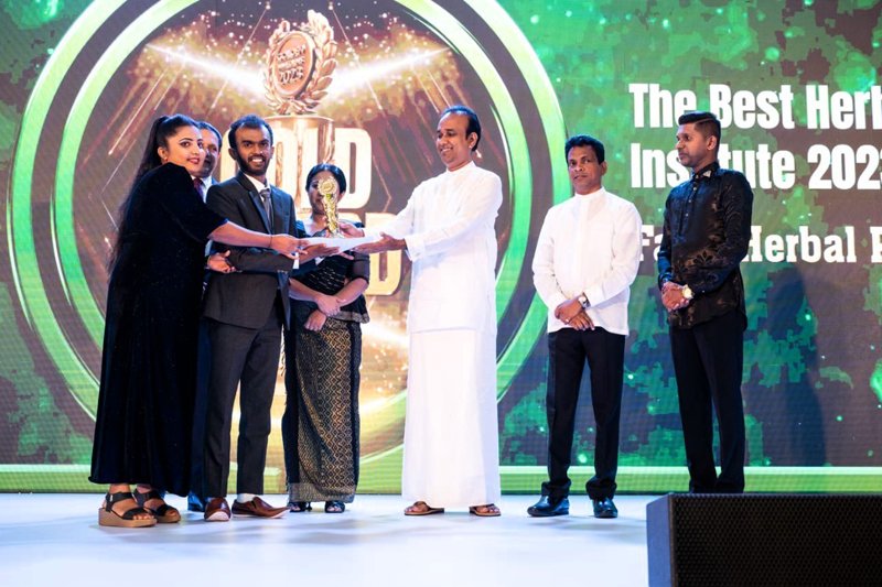 Fairy Herbal Products honoured at Golden Inmedien Awards