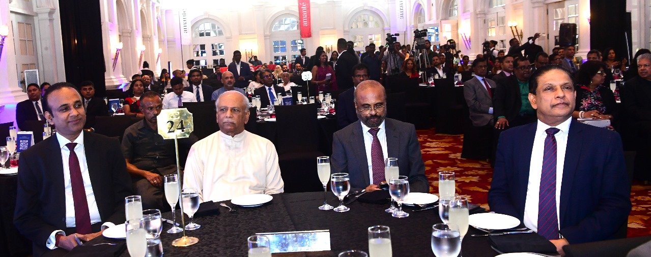 මෙරට පළමු වරට වයස අවුරුදු 45ට අඩු ප්‍රධාන පෙළේ ව්‍යාපාරිකයන් 54ක් ඇගයීමට ලක්කෙරේ