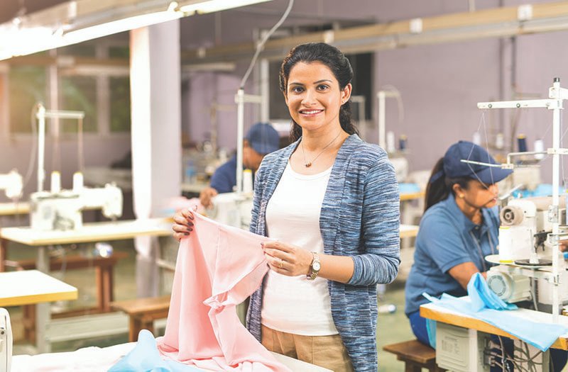 අඛණ්ඩව සිව් වන වසරටත් කොමර්ෂල් බැංකුව ශ්‍රී ලංකාවේ කුඩා හා මධ්‍ය පරිමාණ අංශයට විශාලතම ණය දෙන්නා ලෙස තහවුරු වෙයි