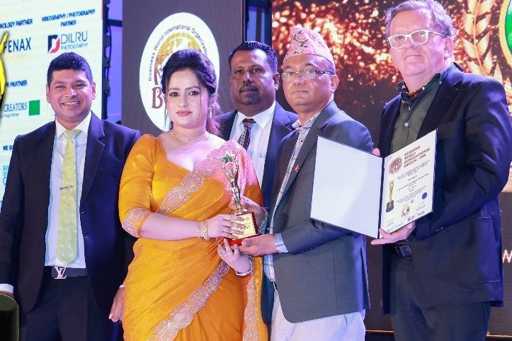 C Pearl White by Chandi Gunarathna honoured as most trending cosmetic product manufacturing & selling company