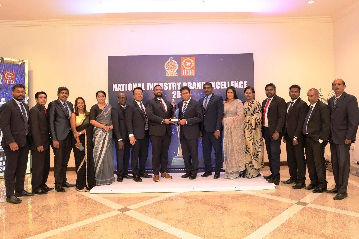 American Plasticsජාතික කර්මාන්ත සන්නාම විශිෂ්ටතා සම්මාන දිනයි