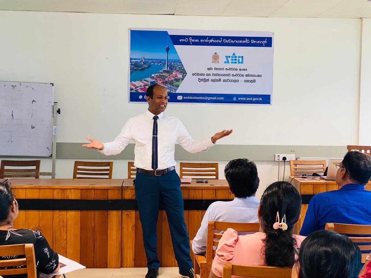 SLIM, ‘ගමට මාකටින්’ වැඩමුළු හරහා කොළඹ දිස්ත්‍රික්කයේ ක්ෂුද්‍ර, කුඩා හා මධ්‍ය පරිමාණ ව්‍යවසායකයන් සවිබලගැන්වීමට SED හා අත්වැල් බැඳගනියි