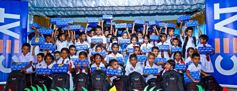 රබර් වැවිලිකරුවන්ගේ දරුවන්ට ප්‍රතිලාභ සැලසීමේ 6වන පාසල් වැඩසටහනට ‘සියැට් කෙයාර්ස්’ සහාය