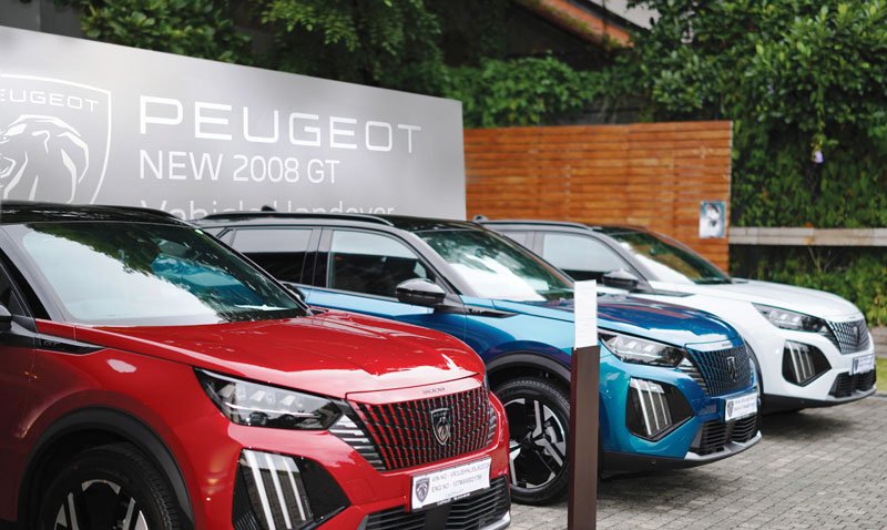 Carmart தனியார் நிறுவனத்தினால் இலங்கைக்கு இறக்குமதி செய்யப்பட்ட Peugeot மோட்டார் வாகனங்கள் வாடிக்கையாளர்களுக்கு கையளிப்பு