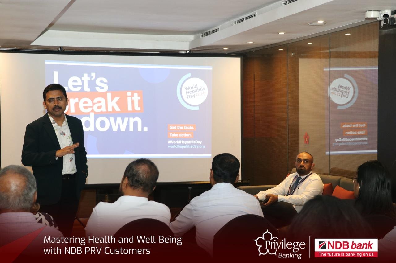 NDB බැංකුව සෞඛ්‍යය හා සමබරතාවය පිළිබඳ ගනුදෙනුකරුවන් සඳහා සුවිශේෂී ජීවන රටාව පිළිබඳ දනුවත් කිරීමේ සම්මන්ත‍්‍රණයක් පවත්වයි