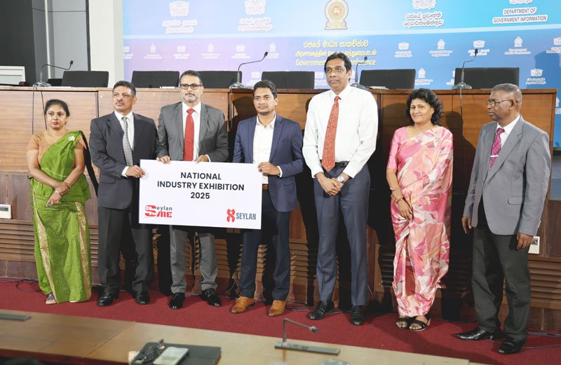 සෙලාන් බැංකුව අඛණ්ඩව 3 වැනි වරටත් ජාතික කර්මාන්ත ප්‍රදර්ශනය සමග අත්වැල් බැඳගනී