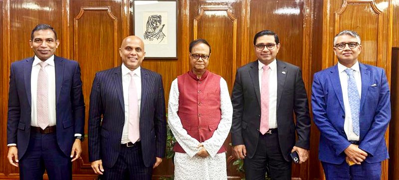 කොමර්ෂල් බැංකුවේ ඉහළ කළමනාකාරීත්වය බංග්ලාදේශ මහ බැංකු අධිපති හමුවෙයි
