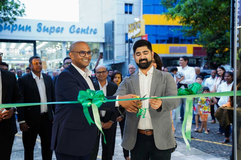 எவல்யூஷன் ஒட்டோ, அதன் முதன்மையான பல்வகை வர்த்தகநாம மின்சார வாகன காட்சியறையை கொழும்பு 05 இல் அதிகாரப்பூர்வமாகத் திறக்கிறது