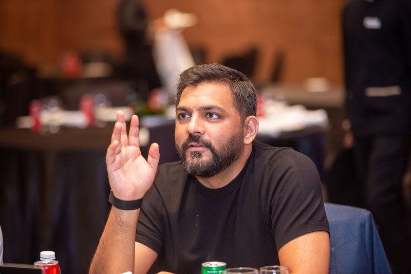 STEM மற்றும் பாதுகாப்பான டிஜிட்டல் இணைப்பில் சமூக ஊடகங்களின் பங்கு