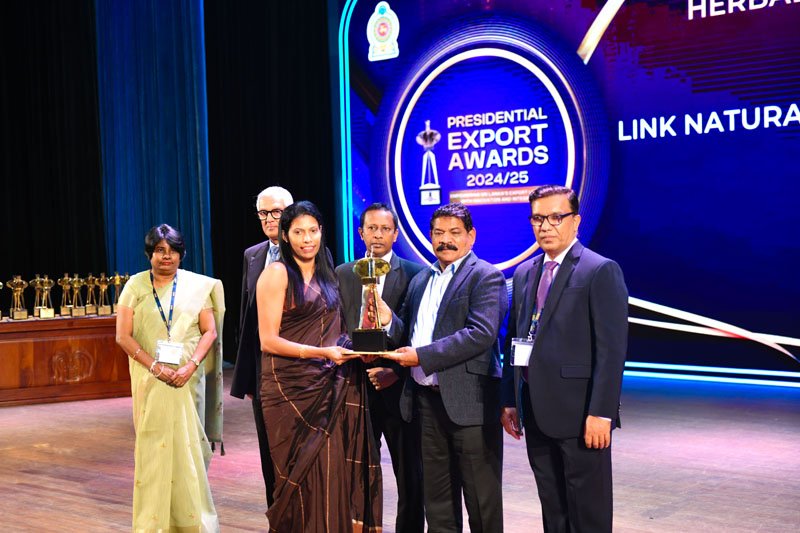 Link Natural Products Awarded Best Exporter – Herbal & Ayurveda Products at the 27th Presidential Export Awards 