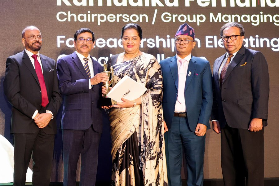 Maliban Chairperson Kumudika Fernando Honored at CEO of the Year Awards 2025