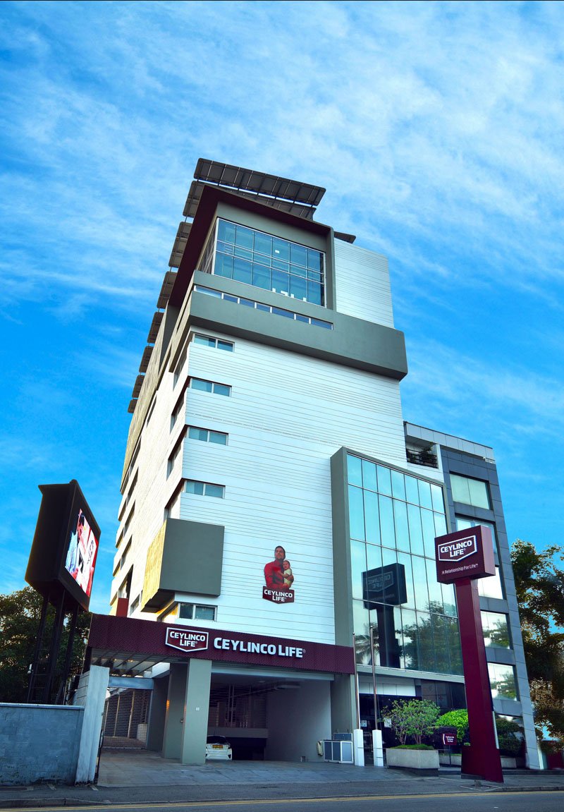 සෙලින්කෝ ලයිෆ් අම්පාර සහ ගාල්ල ප්‍රදේශවල නව පාසල් ගොඩනැගිලි සඳහා මුල්ගල් තබයි