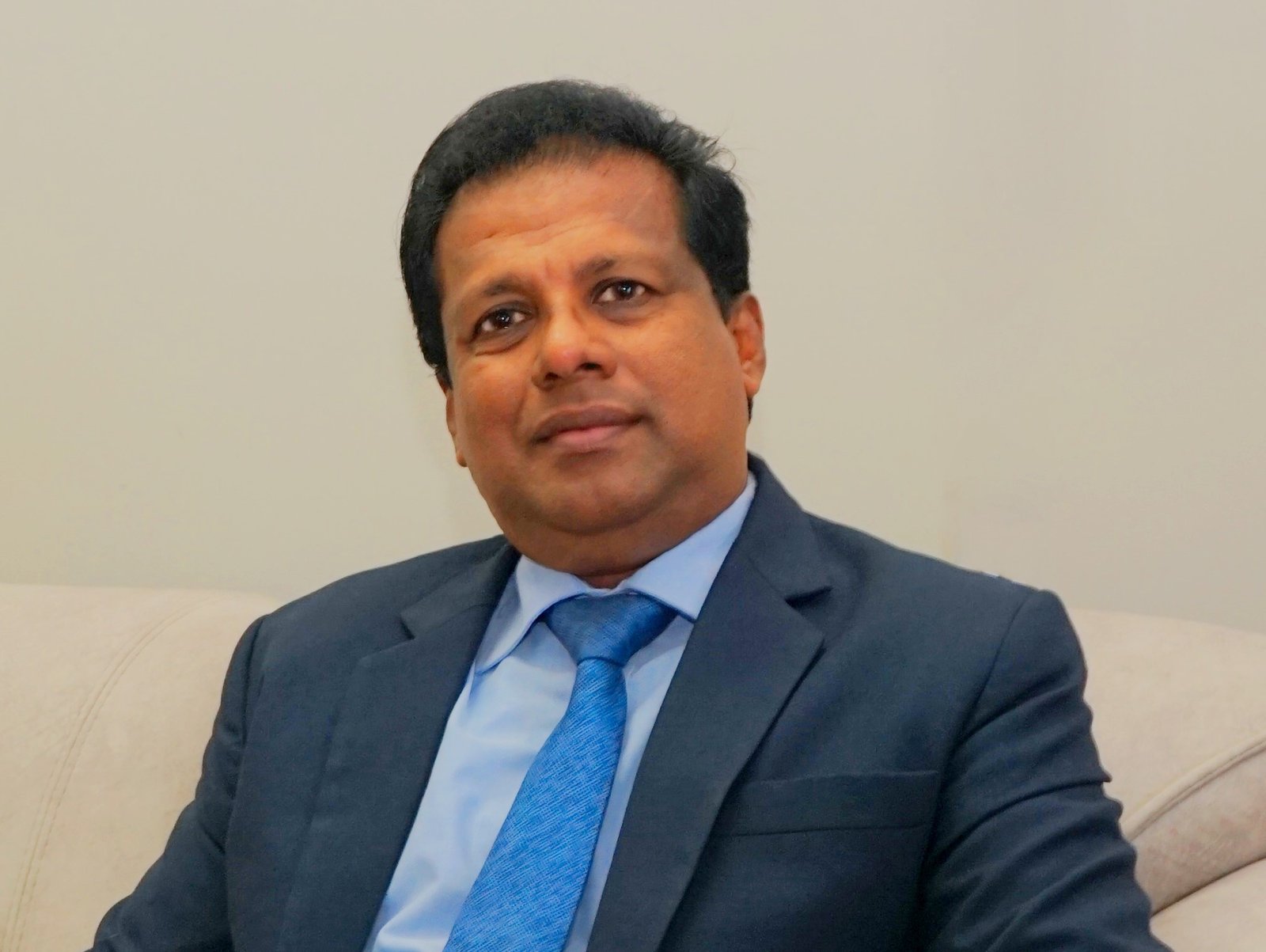 ලංකා බැංකුව මෙවරත් සිංහල හා දෙමළ අලුත් අවුරුදු සමයේ රුපියල් බිලියන 443 ඉක්මවූ අවුරුදු ගනුදෙනු වාර්තා කරමින් විශිෂ්ට ගනුදෙනුකාර සත්කාර සේවා සලසයි