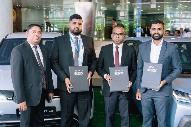 JKCG Auto වෙතින් රාජ්‍ය සේවකයන් අතර විදුලි වාහන භාවිතය වේගවත් කිරීම අරමුණු කරගත් නව හවුල්කාරිත්වයක්