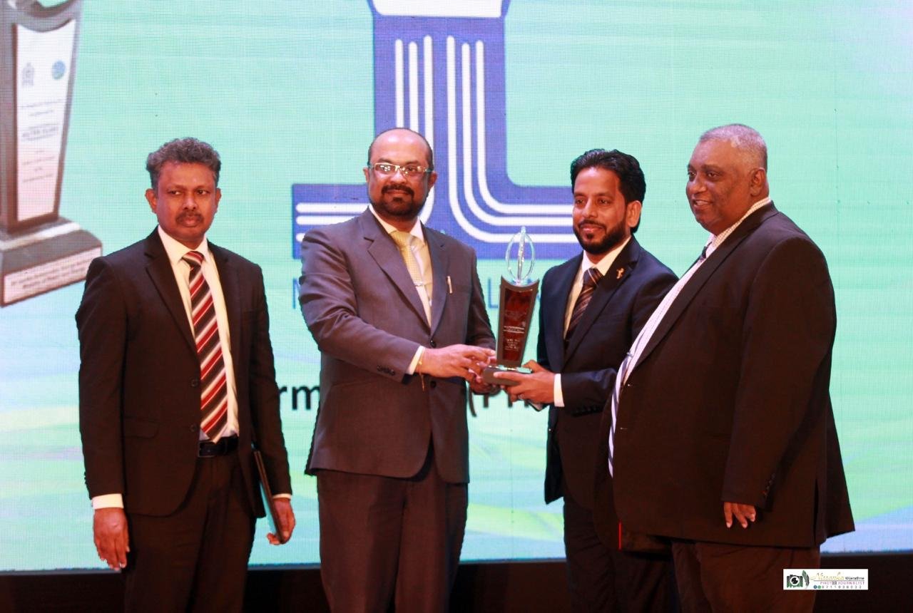 ජාතික බල ශක්ති කාර්යක්ෂමතා සම්මාන උළේලේදී Maxtherm ලංකා සමාගම රිදී සම්මාන දිනයි