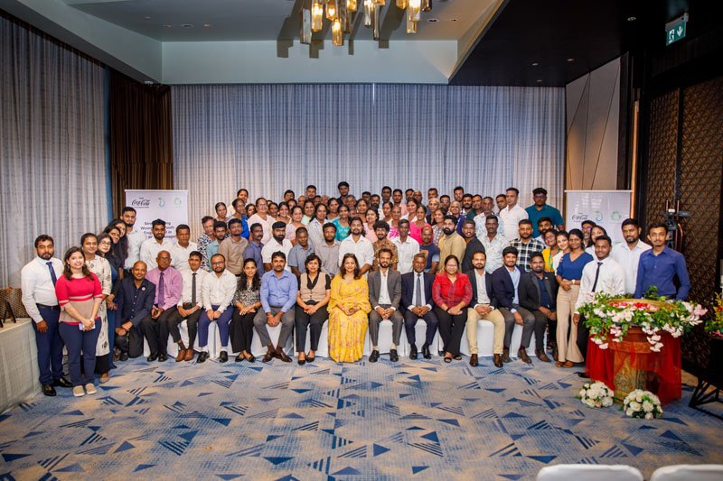 කොකා-කෝලා පදනම සහ ජනතාක්ෂන් එක්ව අවිධිමත් කසළ කළමනාකරණ පද්ධතිය ශක්තිමත් කිරීමේ අරමුණින් තවත් ප්‍රතිචක්‍රීයකරණ ව්‍යාපෘතියක් සාර්ථකව අවසන් කරයි