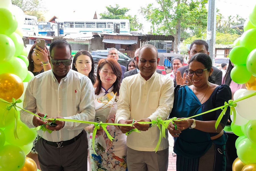 SAIGE LANKA launches Sri Lanka’s first SAIGE electric motorcycle showroom in Kadawatha