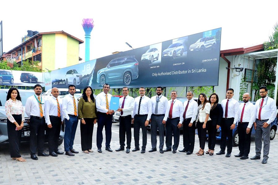 සෙලාන් බැංකුව සහ Hayleys Fentons Limited එක් වී විදුලි වාහන වෙනුවෙන් ආකර්ෂණීය ලීසිං විසඳුම් හඳුන්වාදෙයි