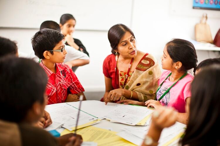පන්ති කාමරයට නිර්මාණශීලීත්වය: ඉංග්‍රීසි භාෂා අධ්‍යාපනයේ අනාගතය පිළිබඳ කලාපීය සංවාදයක්