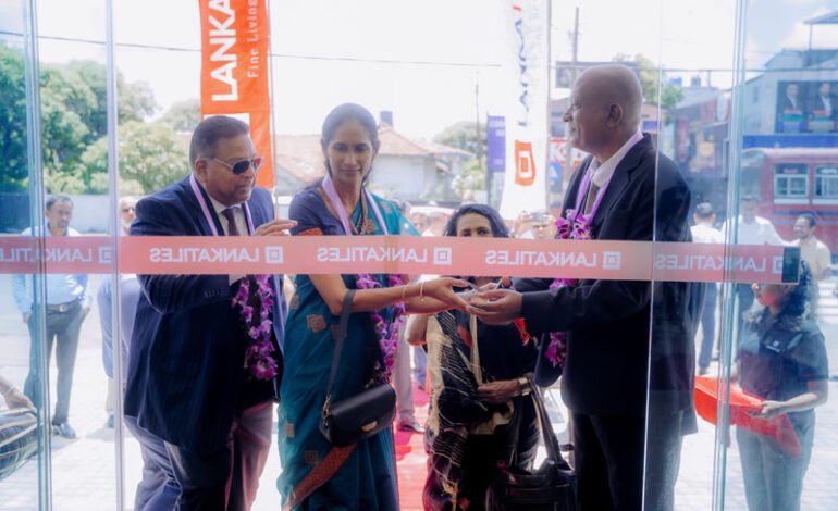 ගල්කිස්ස නගරයට නව නිර්මාණ අත්දැකීමක් එක් කරමින් LANKATILES 61 වැනි ප්‍රදර්ශනාගාරය විවෘත කරයි