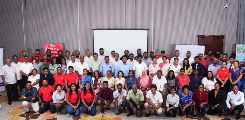 සුළු හා මධ්‍ය පරිමාණ ව්‍යවසායකයන් සවි බල ගැන්වීමට පෑන් ඒෂියා බැංකුව ජාතික වාණිජ මණ්ඩලය සමඟ එක් වෙයි