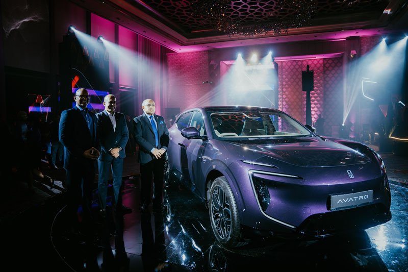 Evolution auto වෙතින් AVATR 07 සුඛෝපභෝගී ස්මාර්ට් SUV රථය ශ්‍රී ලංකාවට එළිදක්වයි