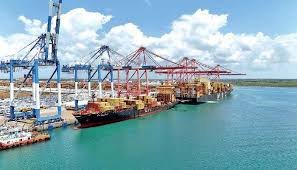 இலங்கையின் கப்பல் துறை சீர்திருத்தங்கள்: ஒரு தசாப்தகால சீர்திருத்தத்தை மீண்டும் தகர்க்க முயற்சிக்கும் கப்பல் துறை இடைத்தரகர்கள்